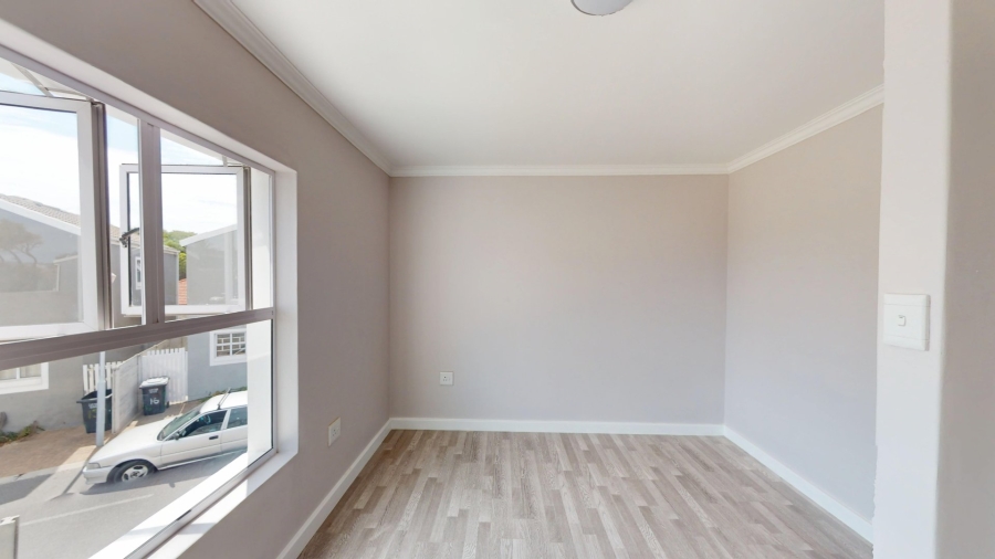 3 Bedroom Property for Sale in Hazendal Western Cape